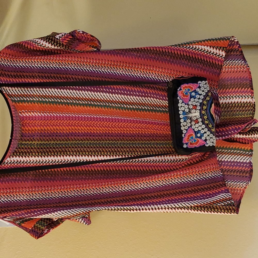 Top sz Med and crossbody bag